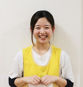 好きなことや得意なことが活かせるところが魅力です。ピアノも全員が絶対にやらないといけないわけではなく、得意な人が中心になり、自分の好きなことを保育に活かすことが出来ます。