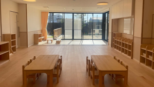 半田市の特徴であるレンガやきつねを取り入れた園舎が誕生 にじいろ保育園 花園（愛知県半田市）10月より移転！ ～保育園見学予約システムの導入でいつでも気軽に見学が可能に～