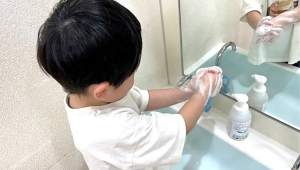 廃食用油を再利用したリサイクル石鹸をライクキッズの認可保育園165施設で導入開始～毎日の手洗いで食育・環境問題を体感し、考えられる子どもを育てる～